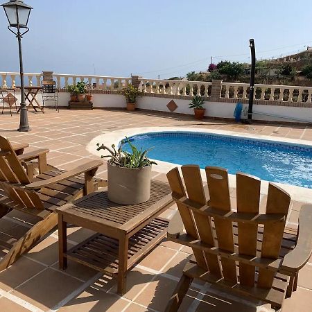Villa Calabasas - Villa Privada Con Vistas Panoramicas Al Mar 阿尔姆尼卡 外观 照片