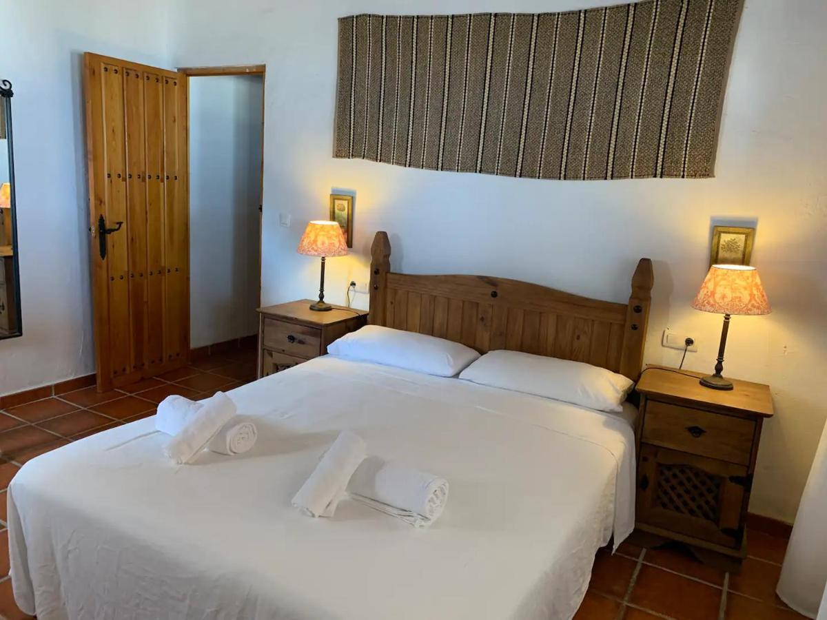 Villa Calabasas - Villa Privada Con Vistas Panoramicas Al Mar 阿尔姆尼卡 外观 照片