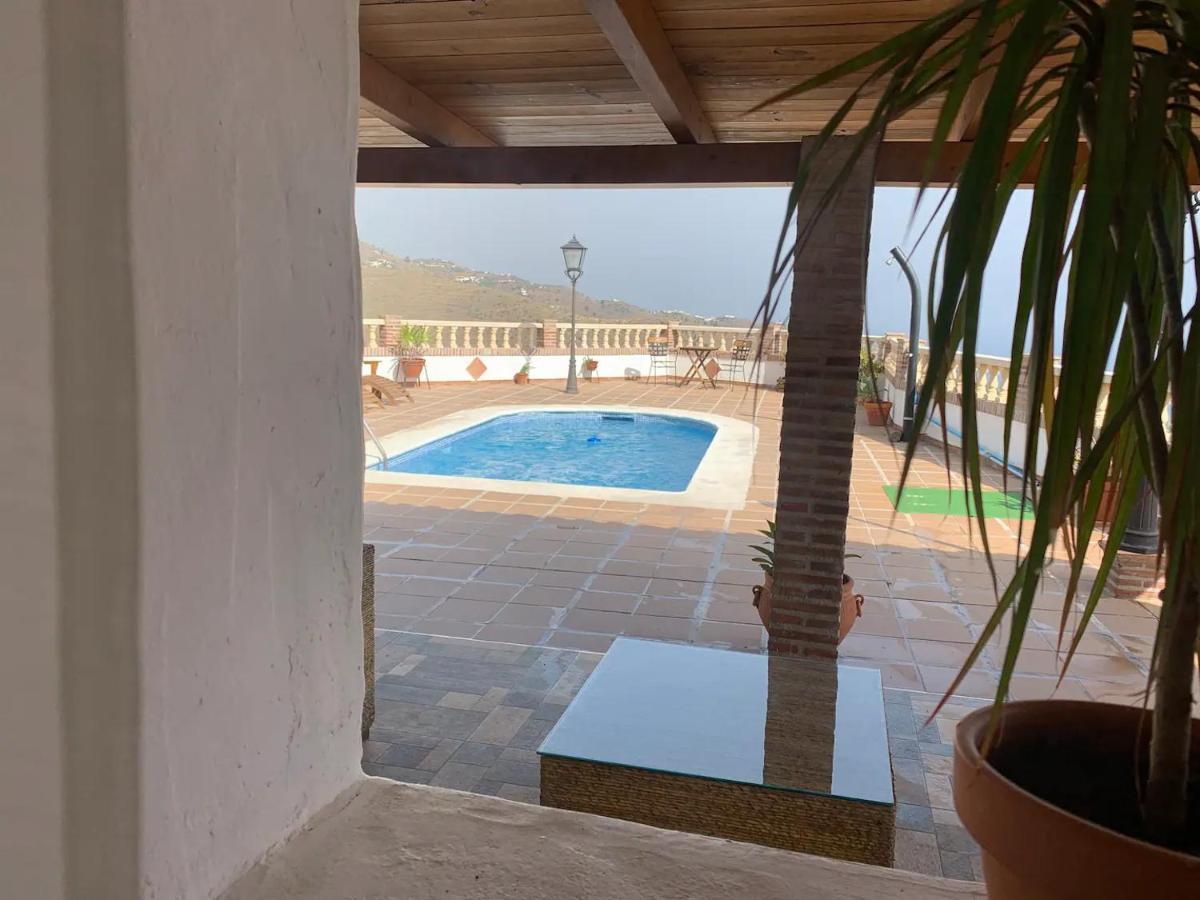 Villa Calabasas - Villa Privada Con Vistas Panoramicas Al Mar 阿尔姆尼卡 外观 照片