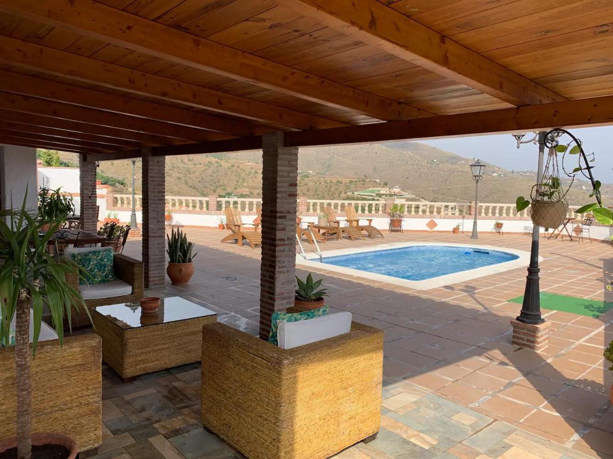 Villa Calabasas - Villa Privada Con Vistas Panoramicas Al Mar 阿尔姆尼卡 外观 照片