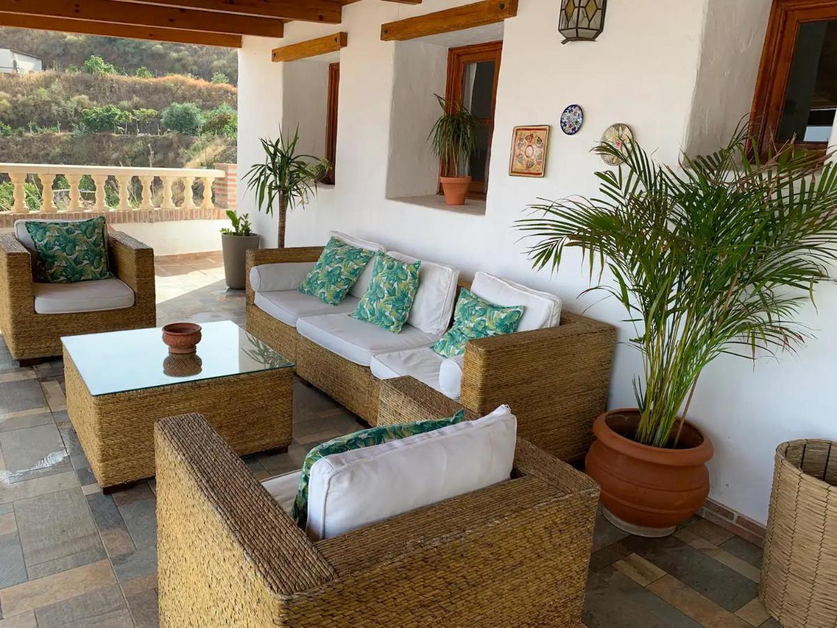 Villa Calabasas - Villa Privada Con Vistas Panoramicas Al Mar 阿尔姆尼卡 外观 照片