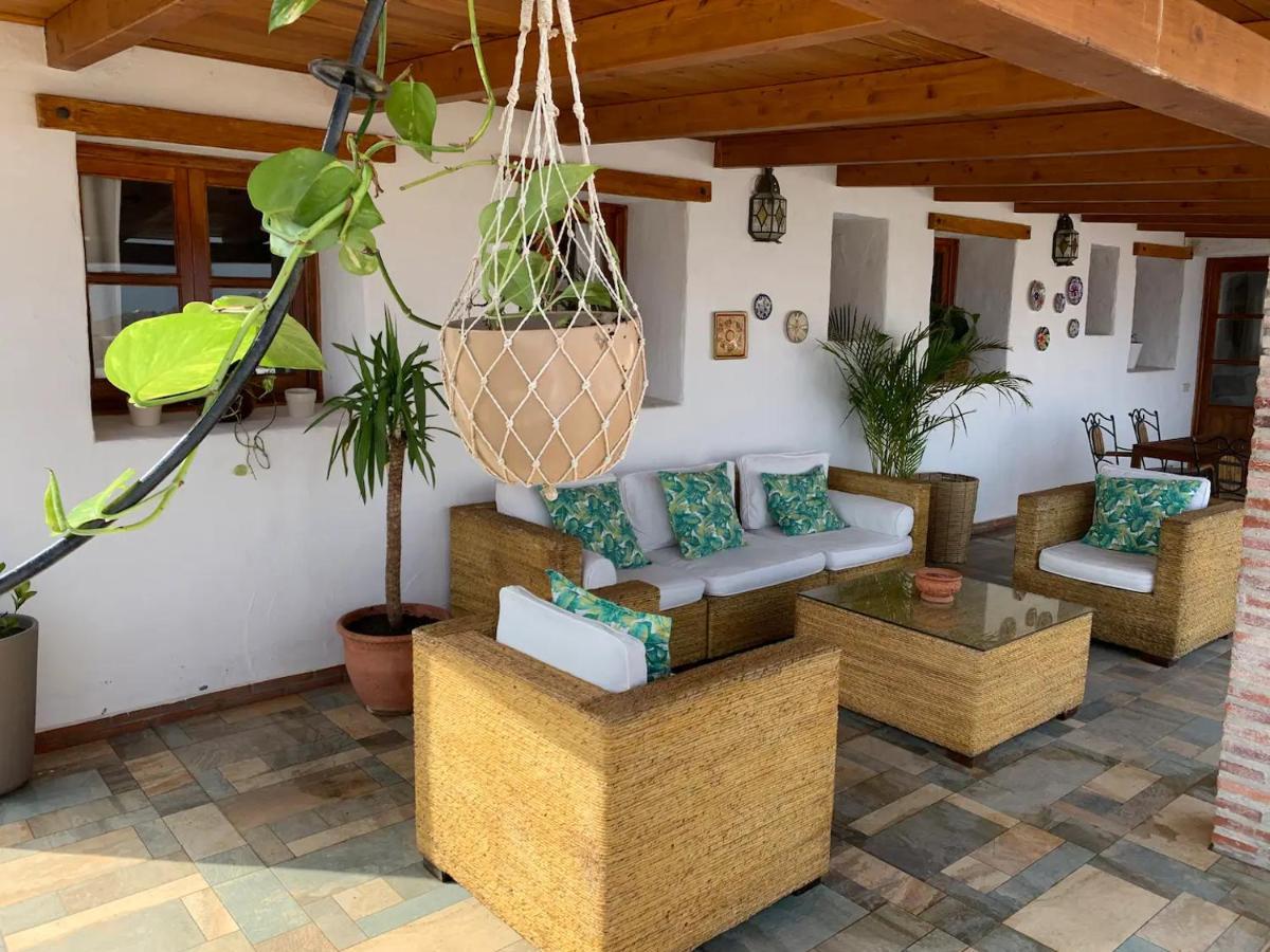 Villa Calabasas - Villa Privada Con Vistas Panoramicas Al Mar 阿尔姆尼卡 外观 照片