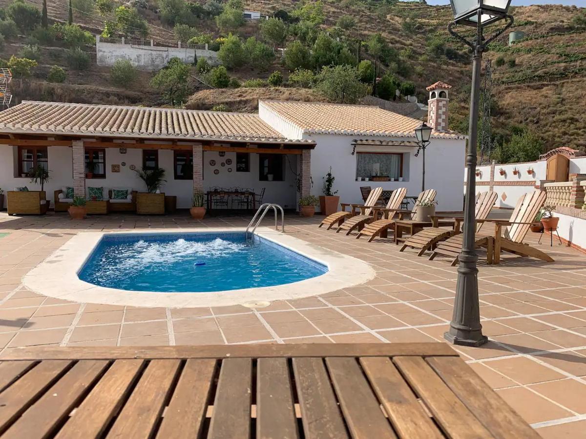 Villa Calabasas - Villa Privada Con Vistas Panoramicas Al Mar 阿尔姆尼卡 外观 照片